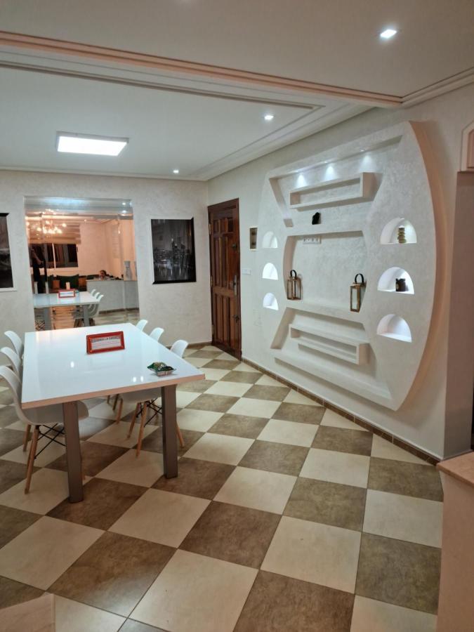 Residence La Cornich Nador Bagian luar foto